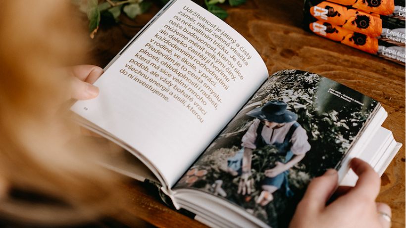 Nová kniha Lepší šatník, lepší svět aneb jak se oblékat udržitelně a stylově podle Evy Urbanové
