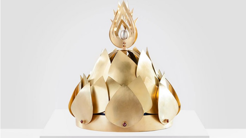 Viktorie Beldová navrhla korunovační klenoty kambodžskému králi