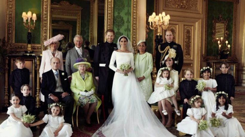 První oficiální portréty královské rodiny po svatbě Harryho a Meghan