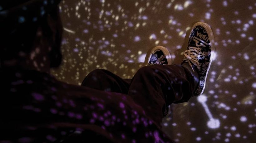 Značka Vans vzhlíží v nové kolekci ke hvězdám a dílu umělce Johannese Wiesera