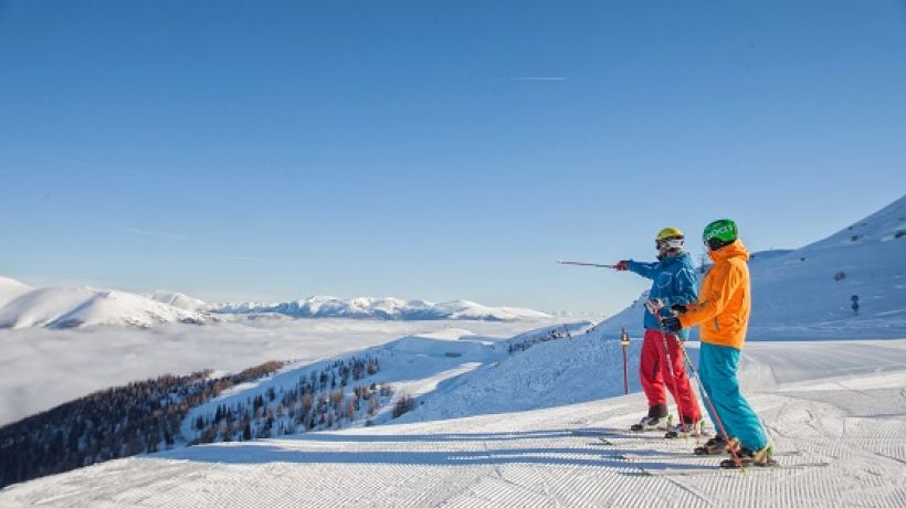 Lyžařský areál Bad Kleinkirchheim: slunečné okamžiky na sněhu
