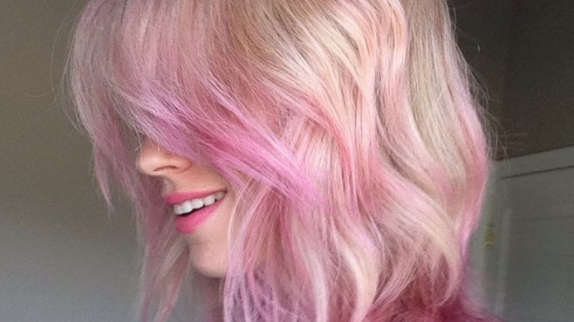Trend růžových vlasů - ne nezbláznili jsme se. Opravdu to tak je!
