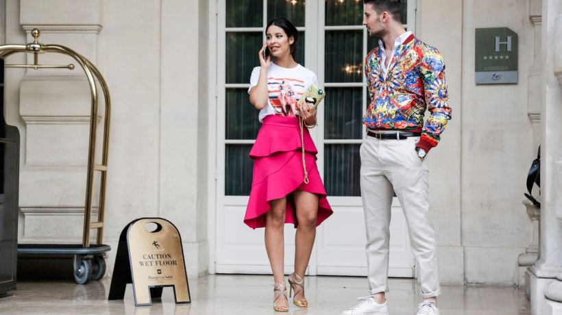Jak se oblékli návštěvníci pařížských Couture přehlídek?