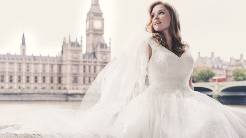 David´s Bridal svatební kolekce velikosti 14