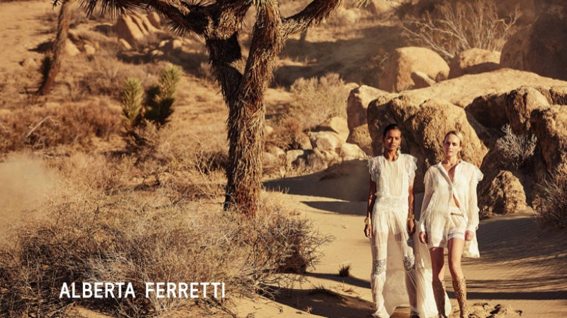 Kampaň Alberta Ferretti startuje přírodní tématiku pro jaro 2016