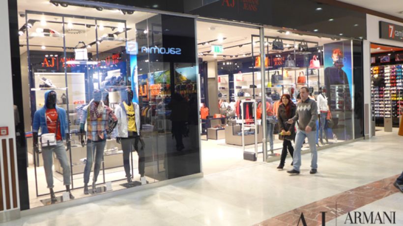 Novou prodejnu Armani Jeans najdete nově i v OC Nový Smíchov!