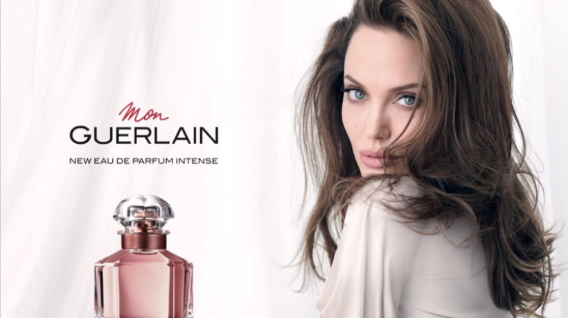 Svůdná Angelina Jolie je tváří nové kampaně parfému Mon Guerlain