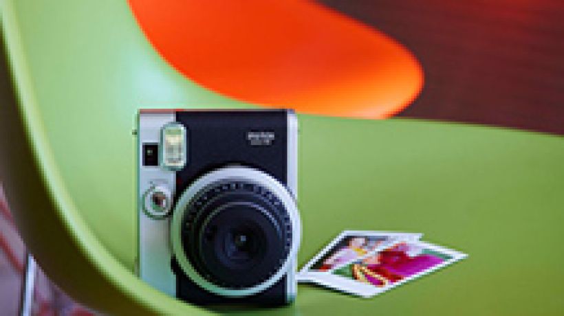 Prémiové fotoaparáty FUJIFILM získaly nejprestižnější ocenění v oblasti designu