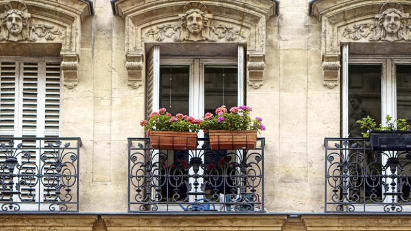 Co nechybí žádnému trendy pařížskému bytu?