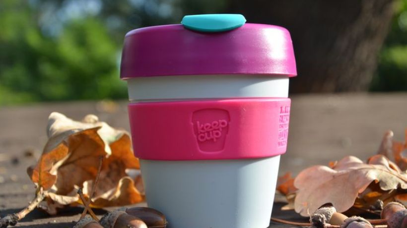 KeepCups - to jsou hrnky s nápadem, zábavným designem a správnou myšlenkou