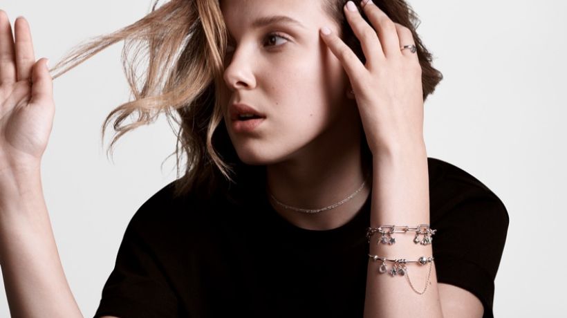Millie Bobby Brown představuje novou kolekci značky Pandora zaměřenou na generaci Z