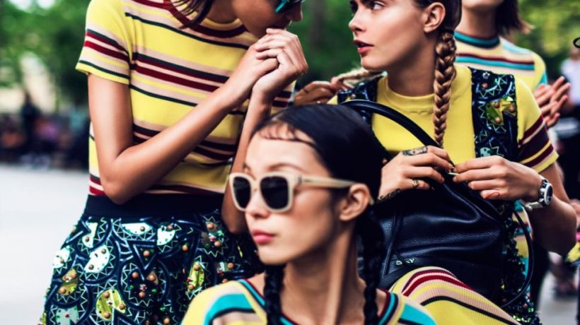 S novou kampaní DKNY S/S 2015 přichází vlna veder