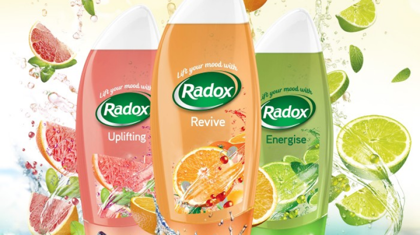 Svěží energie nejnovějších sprchových gelů značky Radox Sprchové gely značky Radox