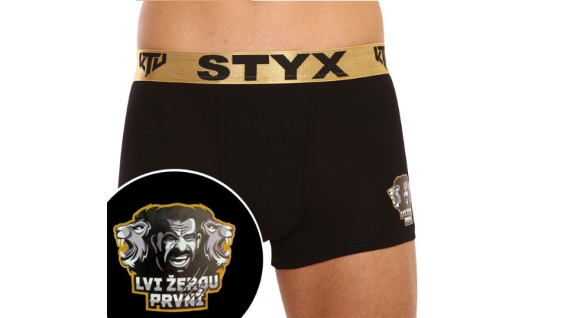 Značka Styx a Karlos Vémola navrhli limitovanou kolekci boxerek a ponožek KTV
