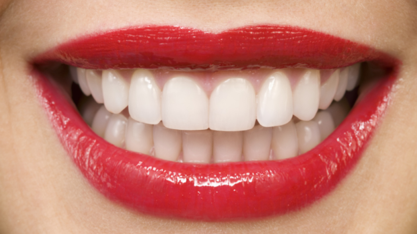 Jak na bílé a zdravé zuby?
