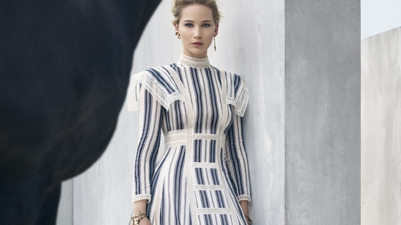 Cruise kampaň Dior 2019 ve stájích s Jennifer Lawrence