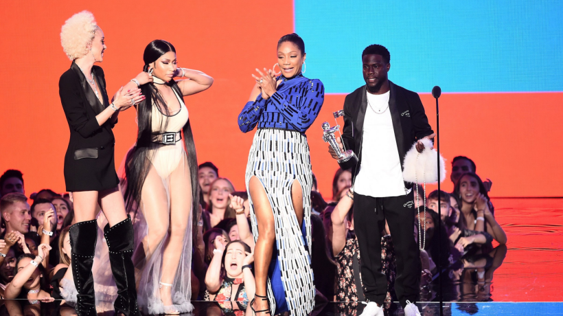 TOP outfity z předávání cen MTV 2019