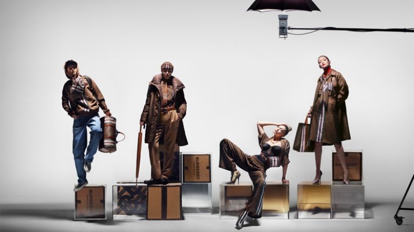 Značka Burberry poprvé do své kampaně obsadila modelku Gigi Hadid