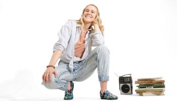 Xero Shoes kombinuje trend minimalistických  bot s retro stylem a uvádí nový model pro ženy