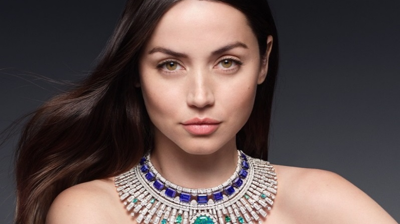 Ana de Armas září v nové kampani šperků Louis Vuitton 2023