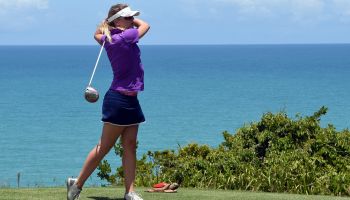 Jemný švih a elegantní styl: Důležitost individuálního přístupu a golfového fittingu pro ženy