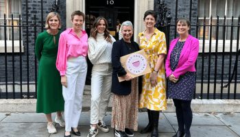 Britky se radují, menstruační kalhotky budou nově hygienická pomůcka s nulovým DPH. Česká republika má pro menstruační pomůcky stále jednu z nejvyšších sazeb DPH