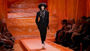 Nebeská lehkost dámské kolekce Louis Vuitton jaro-léto 2024