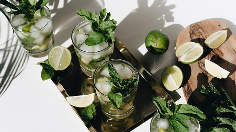 Suchý únor bez alkoholu: Zdravé alternativy pro osvěžení těla a mysli