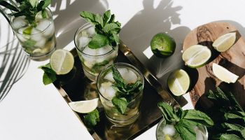 Suchý únor bez alkoholu: Zdravé alternativy pro osvěžení těla a mysli