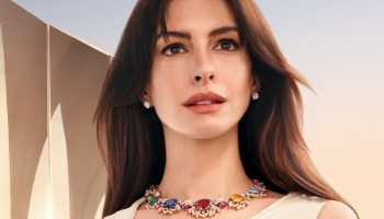 Anne Hathaway a Zendaya jako bohyně smyslnosti a věčného znovuzrození šperků Bulgari