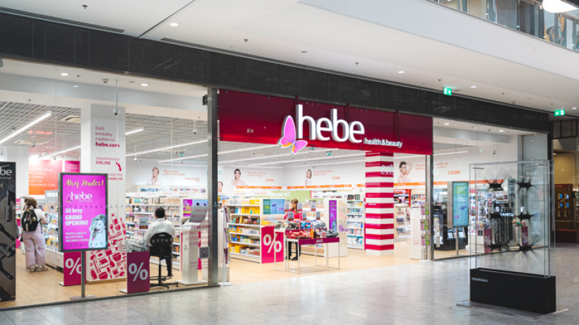 Hebe slaví novou prodejnu v Hradci. Čekají vás slevy, novinky i beauty poradenství