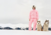 Styl, který hřeje. Chanel ukazuje, že zimní sporty mohou být haute couture Styl, který hřeje. Chanel ukazuje, že zimní sporty mohou být haute couture