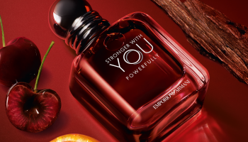 STRONGER WITH YOU POWERFULLY: Hluboce návyková a neodolatelně intenzivní. Taková je nová vůně Emporio Armani