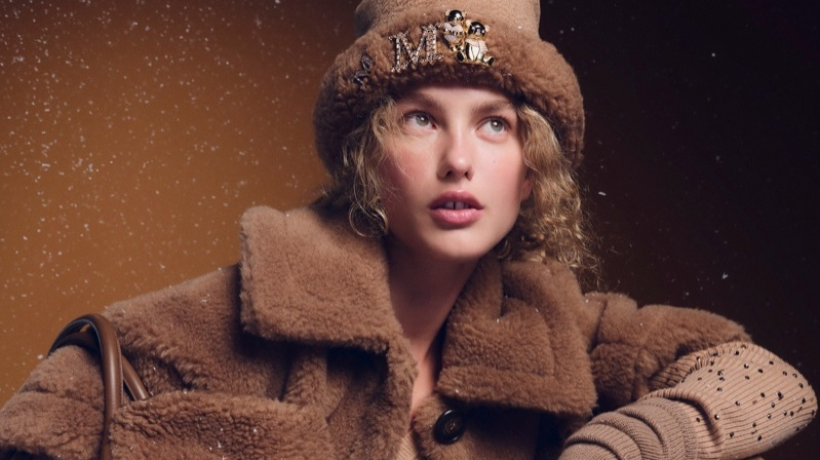 Vánoční styly značky Max Mara promění zimu v sen