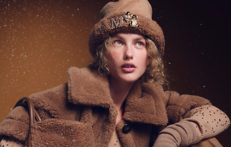 Vánoční styly značky Max Mara promění zimu v sen