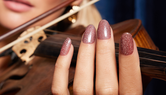 5 trendů v nehtovém designu, které budete chtít nosit v roce 2026 i vy