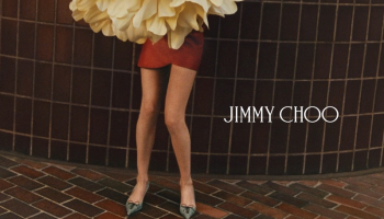 Jarní kampaň Jimmy Choo oslavuje moderní ženskost