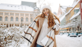 Lednové outfity, které rozzáří i nejšedivější měsíc v roce