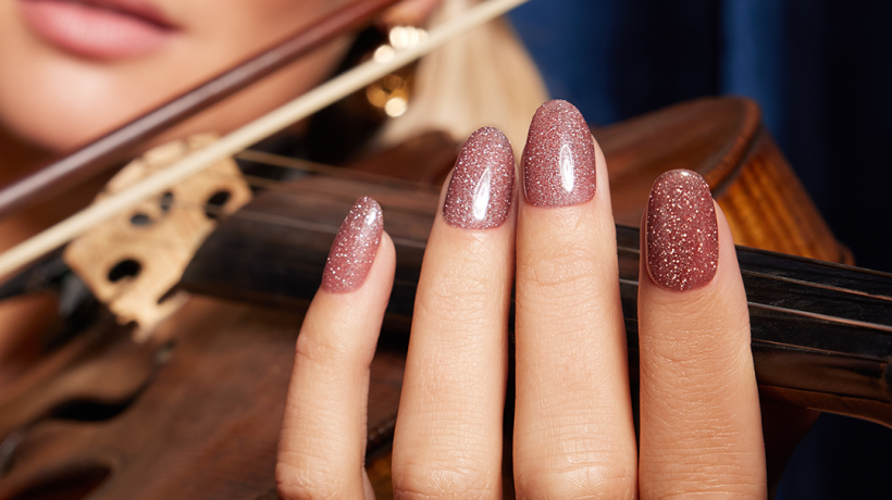 5 trendů v nehtovém designu, které budete chtít nosit v roce 2026 i vy