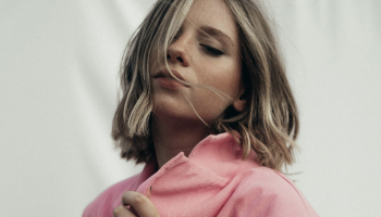 Růžová je barvou sezóny. 5 kousků, které nesmí chybět ve vašem šatníku