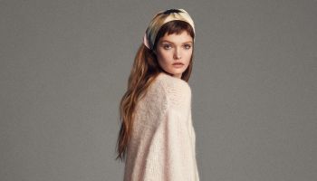 H&M Studio SS26 vyzařuje excentrickou sebejistotu i nadčasové základy v nové sezóně