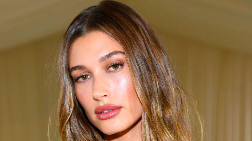 Maska na vlasy, kterou si zamilovala i Hailey Bieber
