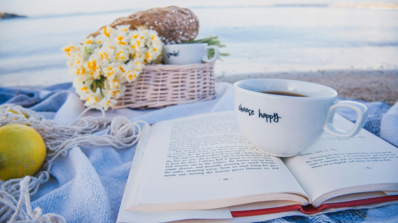 Od mrazivé vraždy k hřejivému slunci, aneb literární výlet na britské ostrovy