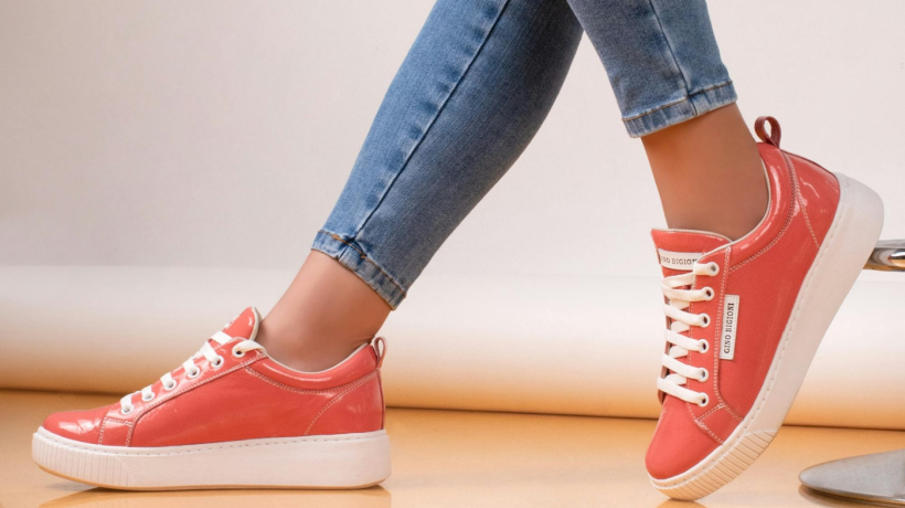 Color sneakers only: Jaké barevné tenisky budou dominovat sezoně 2026?