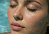 Letní beauty radar. K18 zachraňuje blond, MAC sází na glow efekt a neuropeptidy od Perricone MD se postarají o vaši pleť