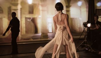 CHANEL představuje Coco Mademoiselle Crush Absolu. Ikonická vůně přichází v intenzivnější a smyslnější podobě