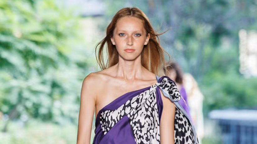 Šaty, které změnily ženský šatník, jsou zpět. Diane von Furstenberg se po devíti letech vrátila na NYFW