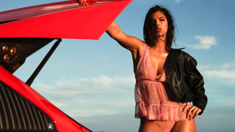 Victoria’s Secret přidává barvy. Nová kolekce Joyride ukazuje spodní prádlo v odvážnější podobě