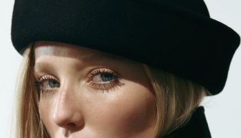 Podzimní šatník s charakterem. Stylistka radí, jak kombinovat barvy, vrstvy a materiály