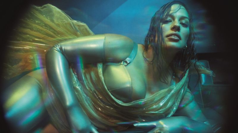 foto: Emma Summerton / se svolením Pirelli Calendar 2023